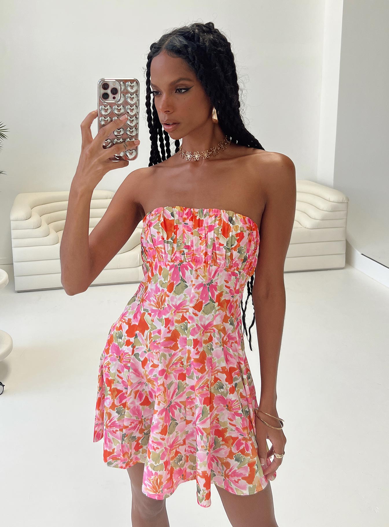 0-modelinfo-Kristen-us2_9a43caeb-cccc-49d5-80b5-a80af06e1a33