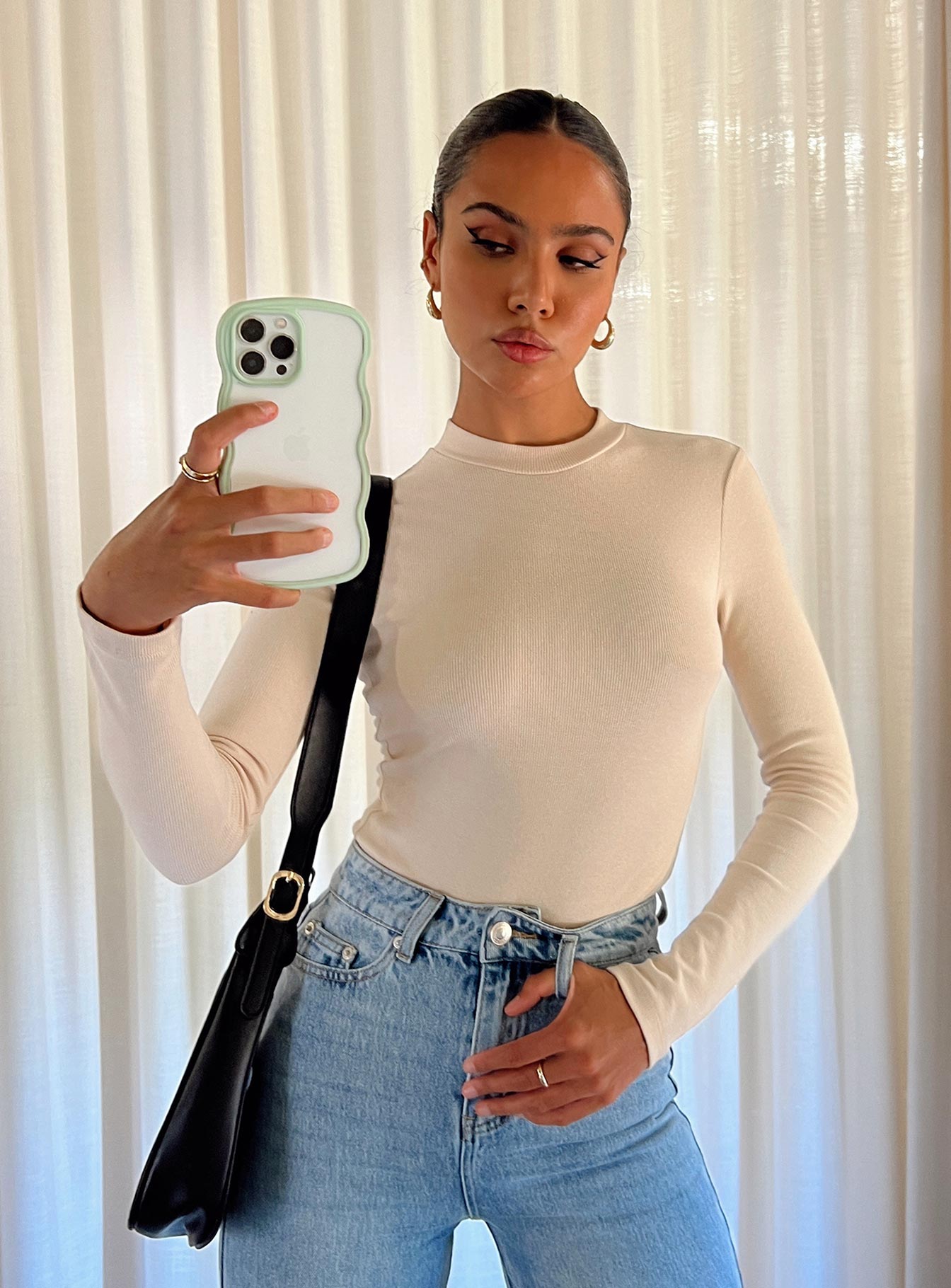 0-modelinfo-Tamika-us2_c0043414-5dfd-4191-ad16-31b770a2f117