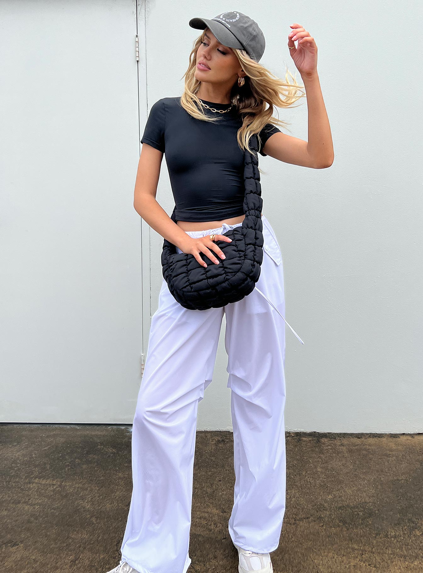 0-modelinfo-elly-us2_7e90220a-9aab-4fae-8ca6-fe94024def77