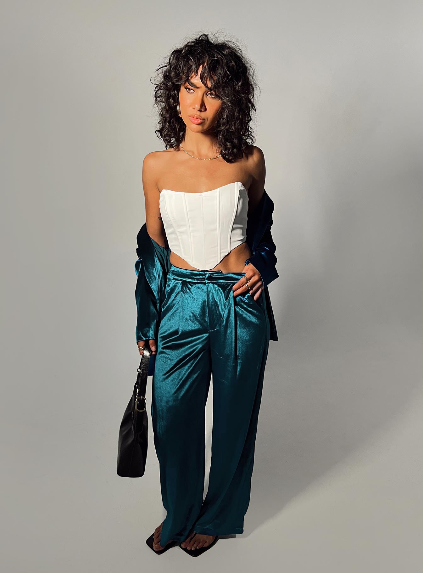 0-modelinfo-tamika-us2_b0e79c8a-762e-4e26-8221-15f405e1101e