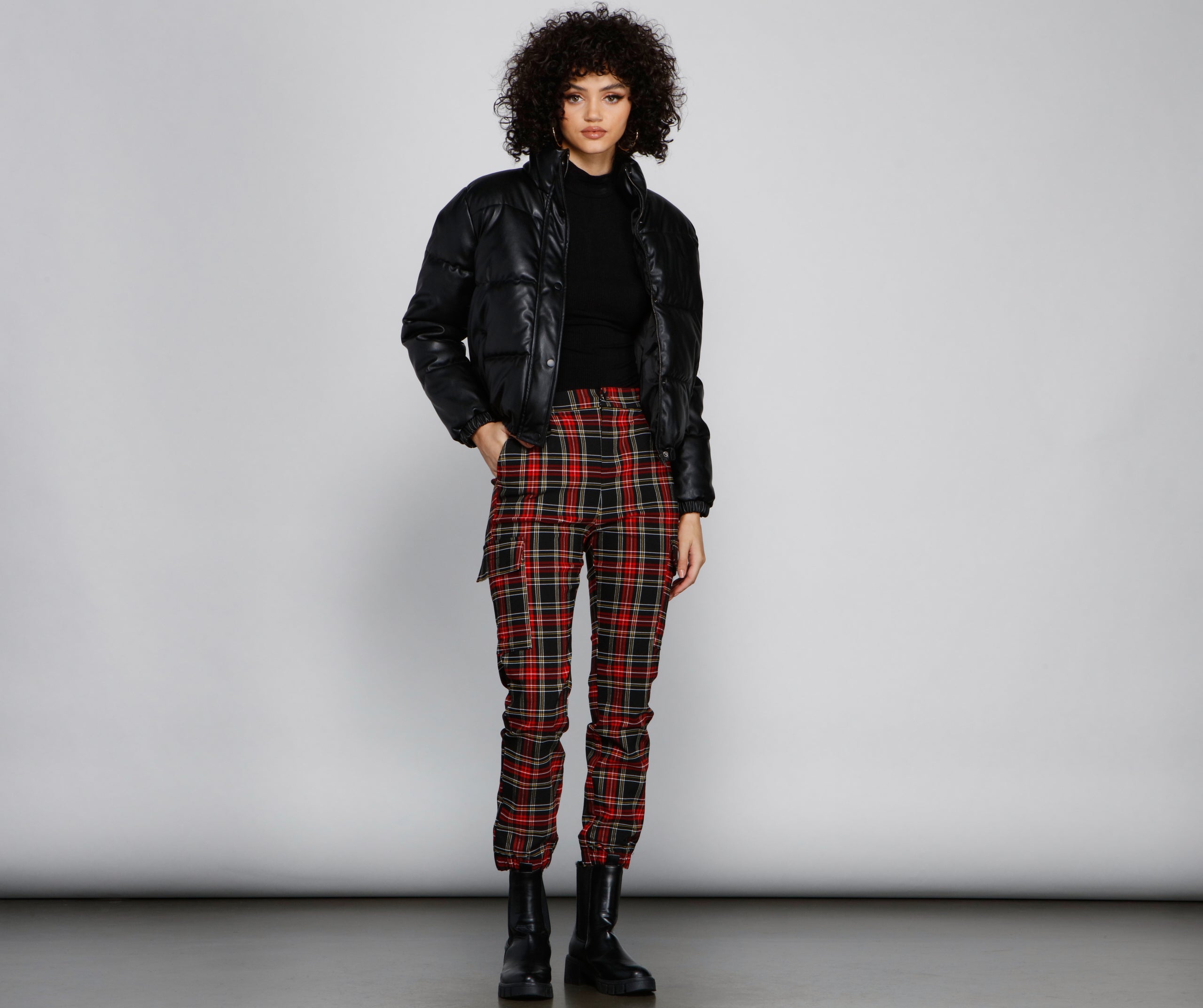 06002-1033_5_b7f49ef7-1bb9-46eb-8112-194797212ac7