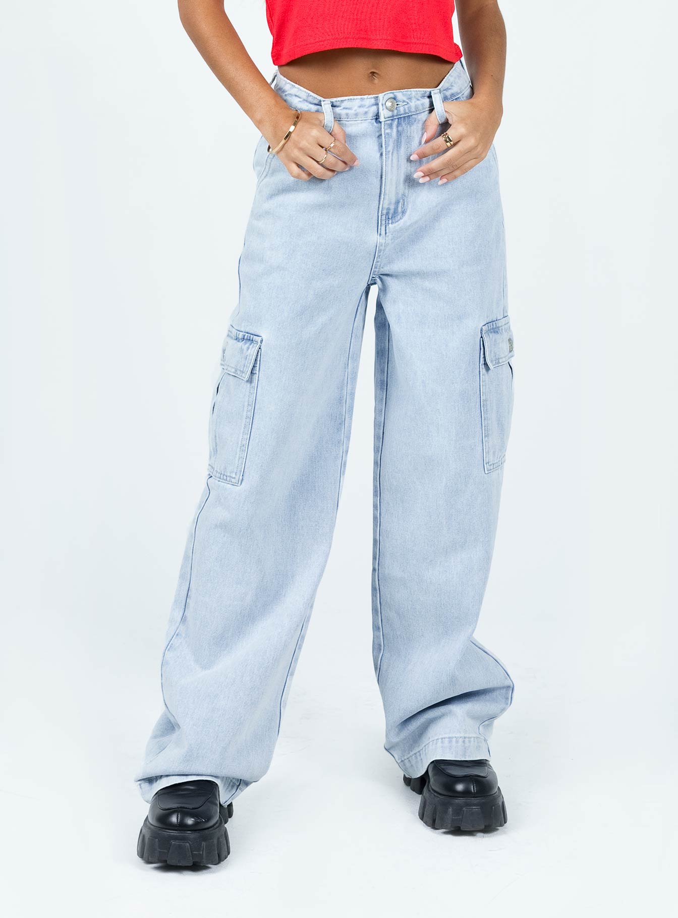 1-modelinfo-elise-us2_59ae64fd-5214-48a3-afcb-c771ce66e484