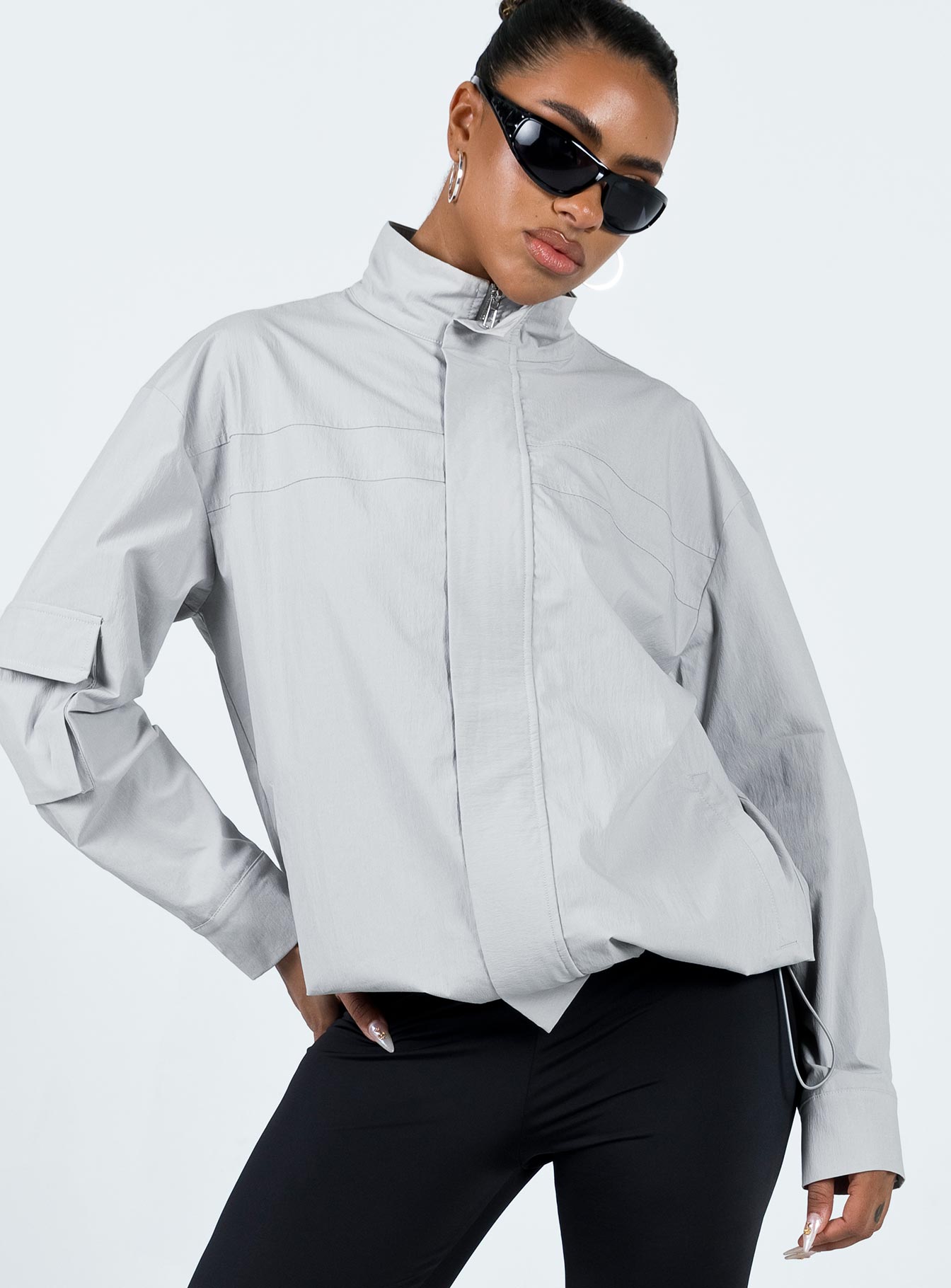 1-modelinfo-lola-us4_d69a9cf9-0d57-47c8-abf2-6c221b26f770