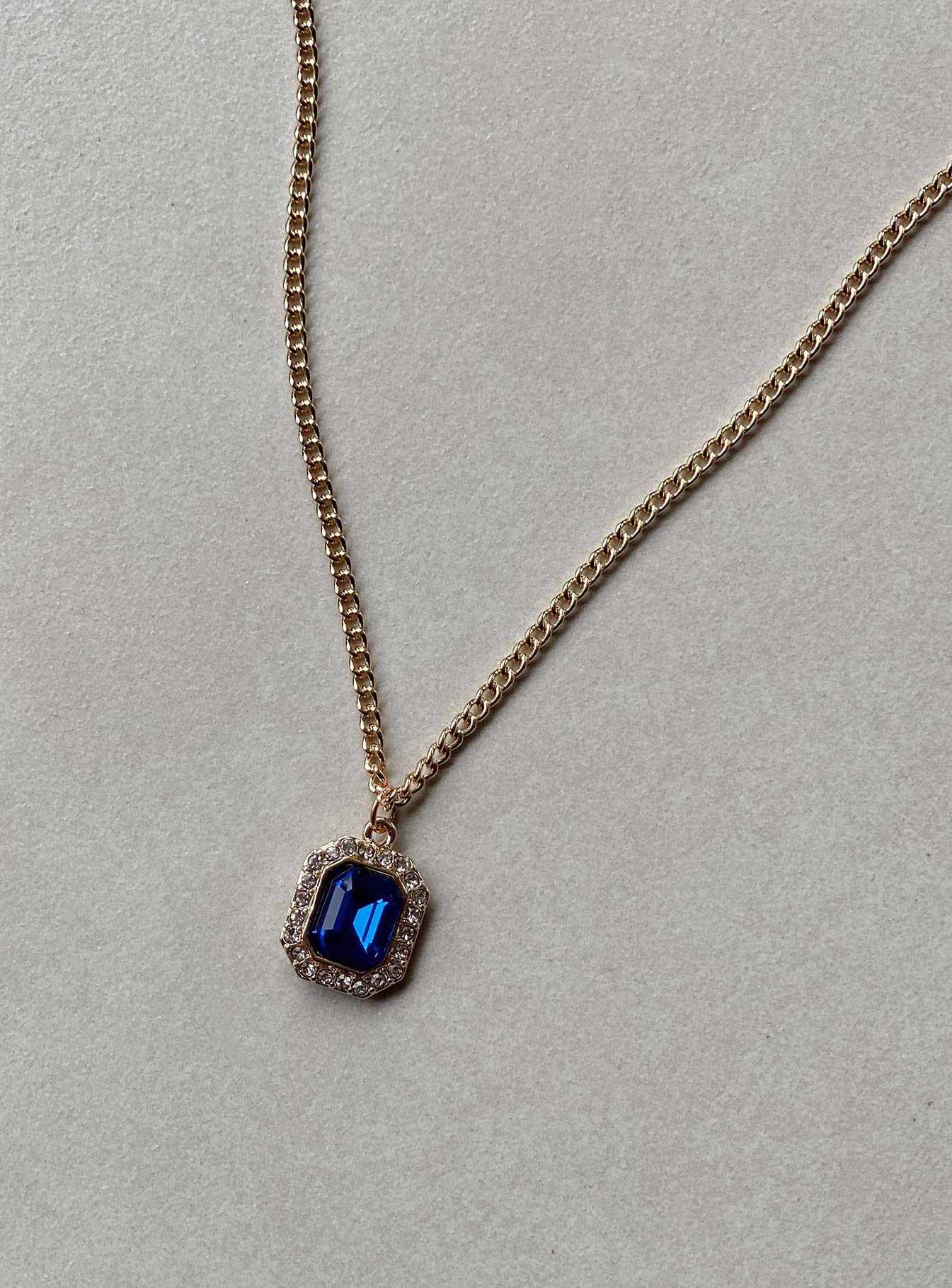 2_2f2e0749-f16e-47ce-8012-c9a812f10fff