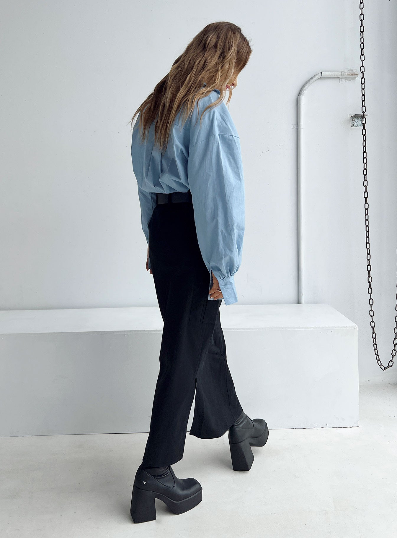 3-modelinfo-Saskia-us2_3e62af5d-12d0-443f-99b6-299a0c913958