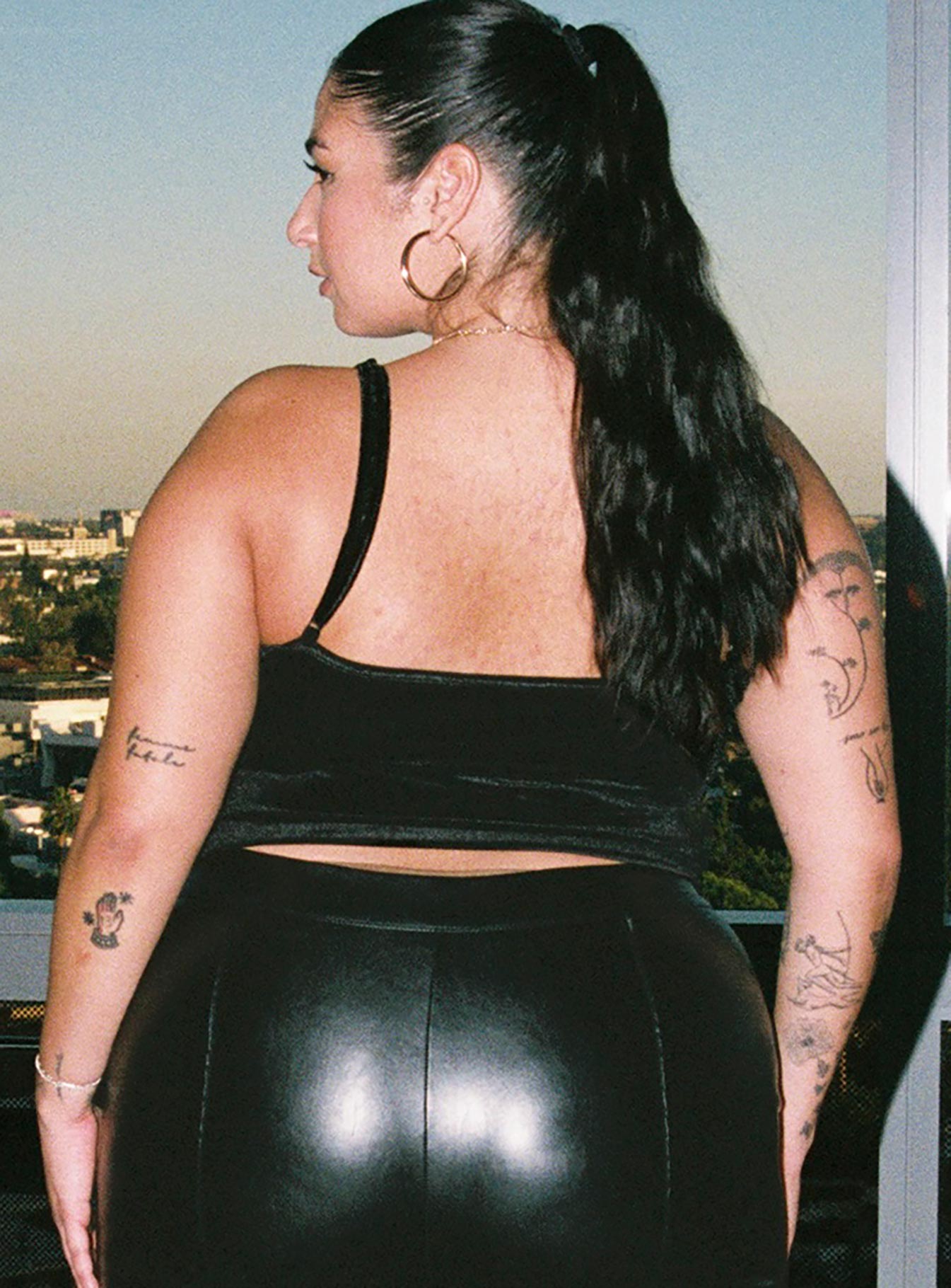 4-modelinfo-Javi-us14_adaa1379-9d69-4e5b-9940-83840e759bf2