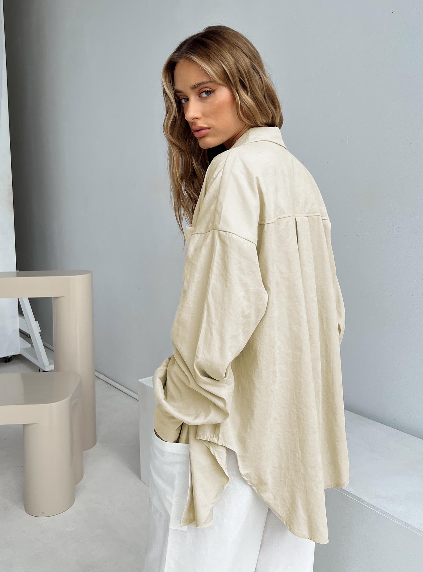 4-modelinfo-Saskia-us2_4b4309e1-bd67-4954-86f5-5e98dd506ac2