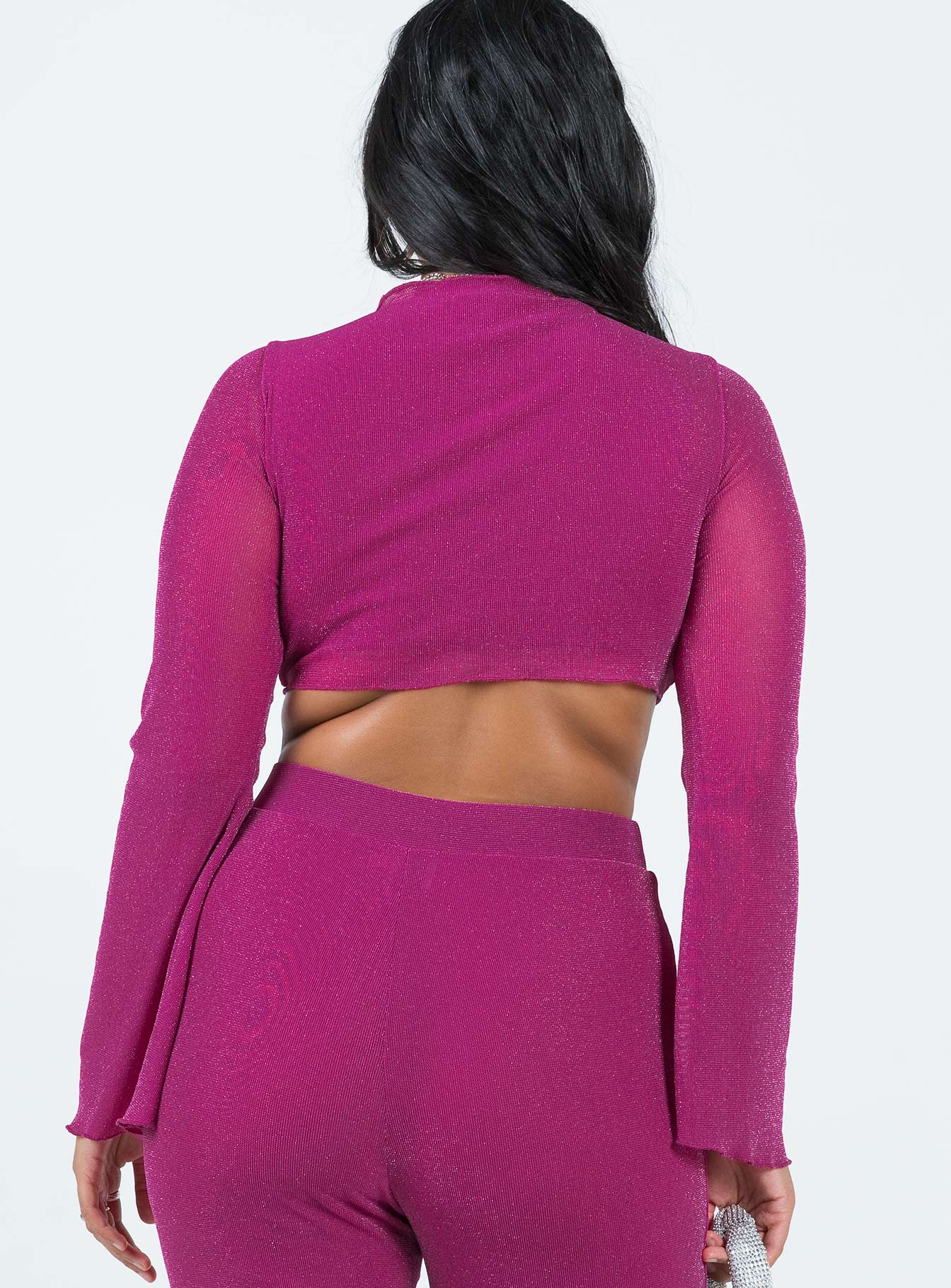 4-modelinfo-rheanna-us8_5b774f51-1137-4113-aa56-7d26d758db56