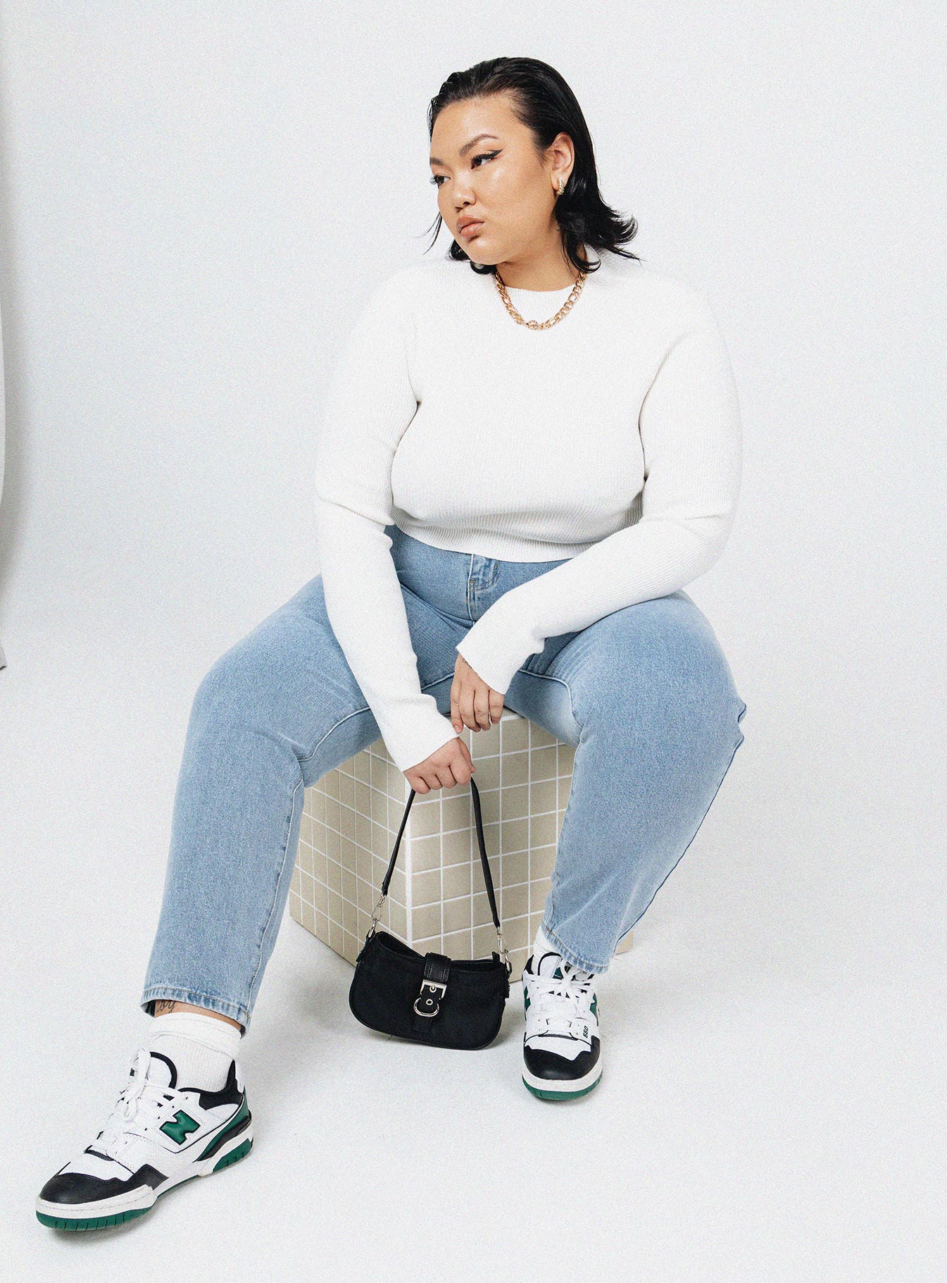 5-modelinfo-lovisa-us18_3e3212fe-f4cd-4d5b-a009-2a750dd6a457